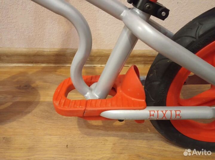 Беговел chillafish 2.5-5 лет