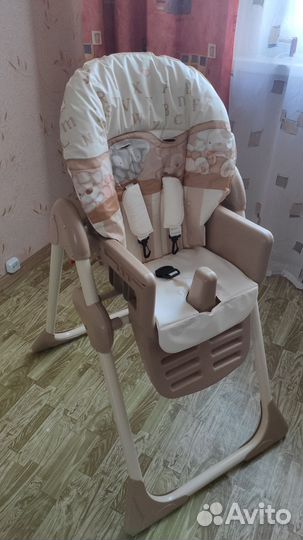 Детский стульчик для кормления