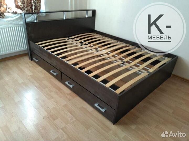 Кровать с ящиками 160х200