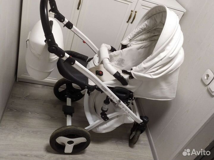 Коляска 3 в 1 стульчик для кормления