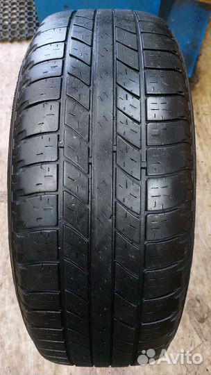 Goodyear Wrangler HP All Weather 235/65 R17 104V