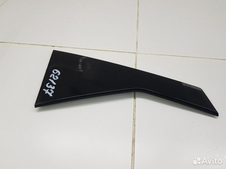 Накладка задней правой двери (Geely Coolray)