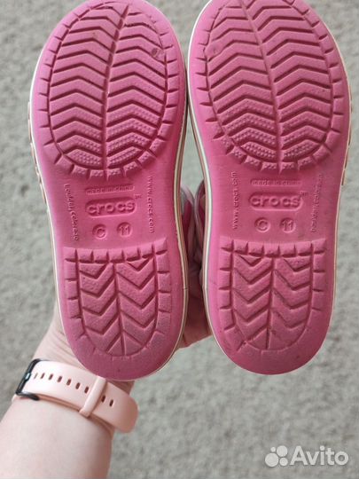 Сандалии для девочки crocs C11