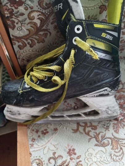 Хоккейные коньки bauer