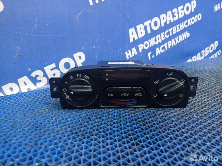 Блок климата Kia Clarus седан T8 2000