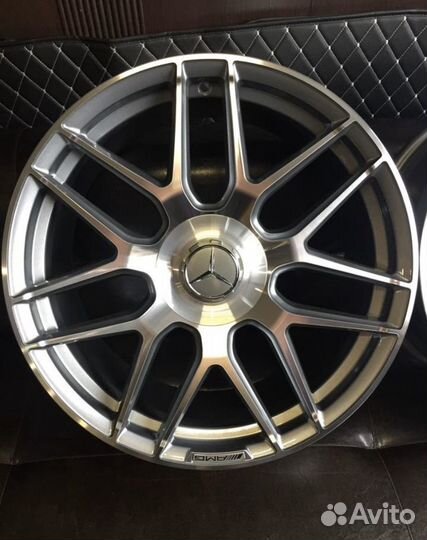 Новые ращноширокие диски R20 для Mercedes E/S-clas