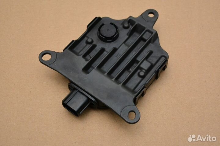 Датчик мертвых зон Rav-4 XA50 2019 год