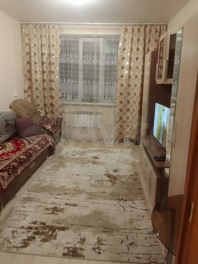 Комната 14 м² в 3-к., 2/2 эт.