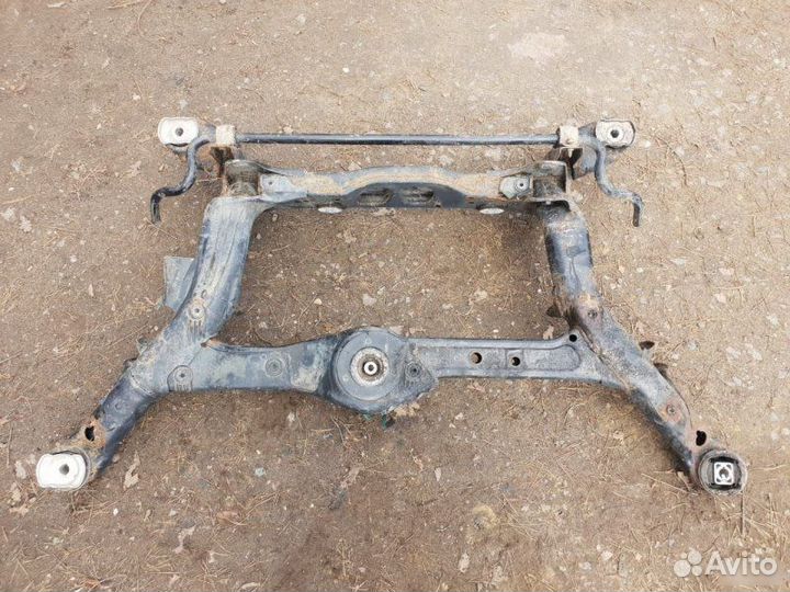 Подрамник задний Audi Q5