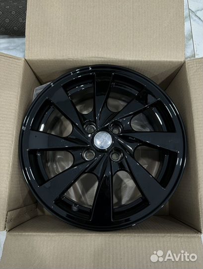 Диски бэк черные Новые