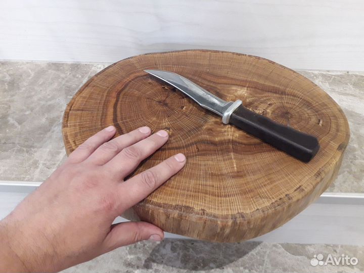 Торцевая разделочная доска из массива дуба (d39см)