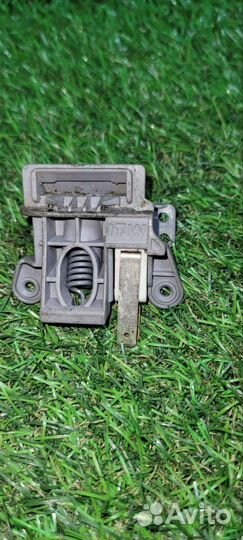 Блокировка замка Indesit / Ariston