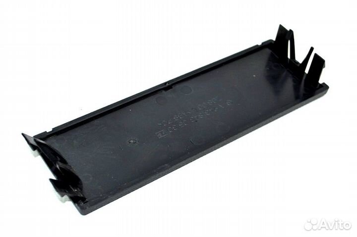 Маленькая деталь торпеды mercedes-benz Actros MP4 1842 (01.12)