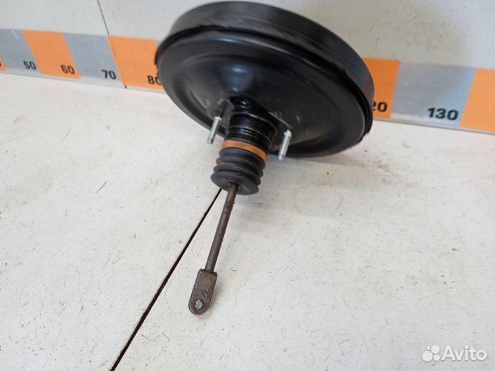 Усилитель тормозов вакуумный Opel Zafira B 1.8