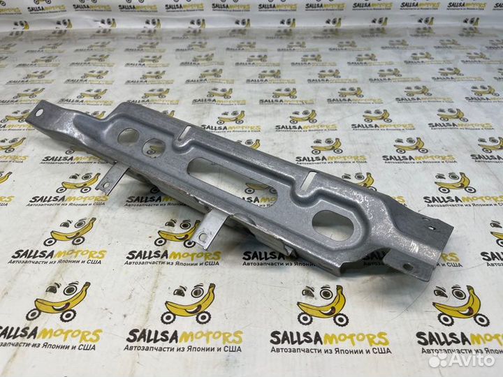 Кронштейн Volkswagen Touareg 7P5 NF crca 3.0TDI