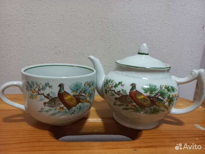 Чайник с чашкой фазаны. Зеленое клеймо