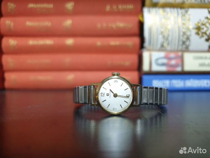 Часы Tissot швейцарские винтажные женские оригинал