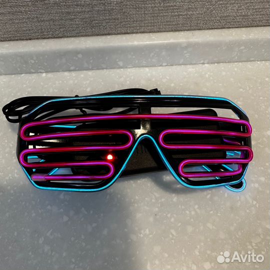 Очки с подсветкой неоновые 