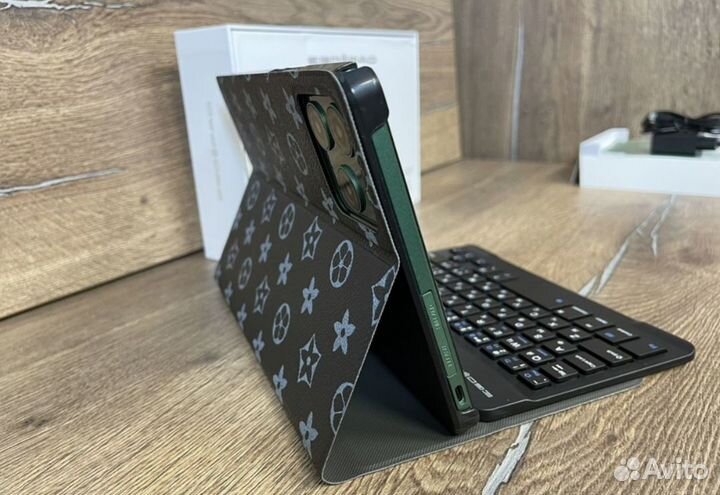 Новые Универсальные Планшеты