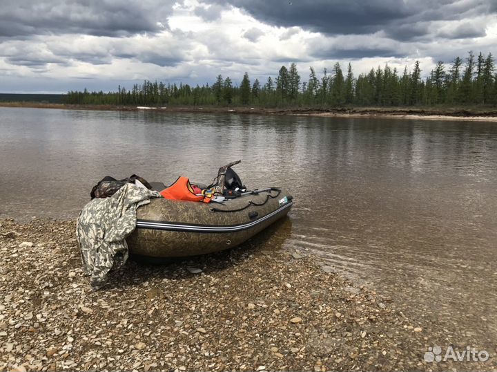 Лодка Гладиатор 420+мотор Тохацу 25 джет