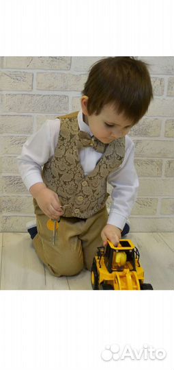 Костюм для малыша