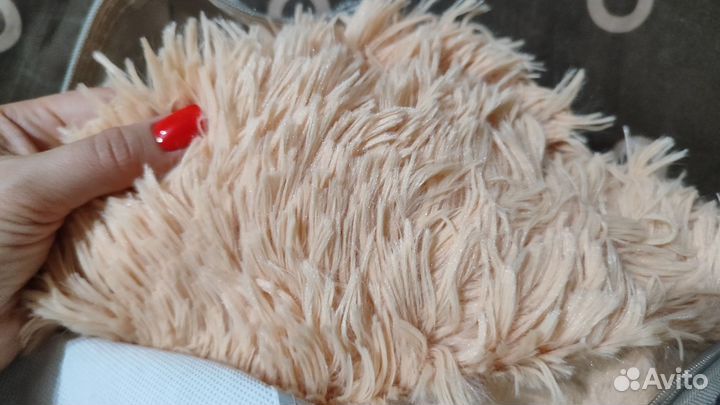 Пледы и покрывало