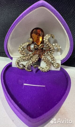 Брошка-осьминожка