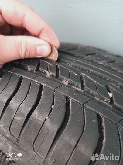 Hankook Optimo ME02 215/60 R16