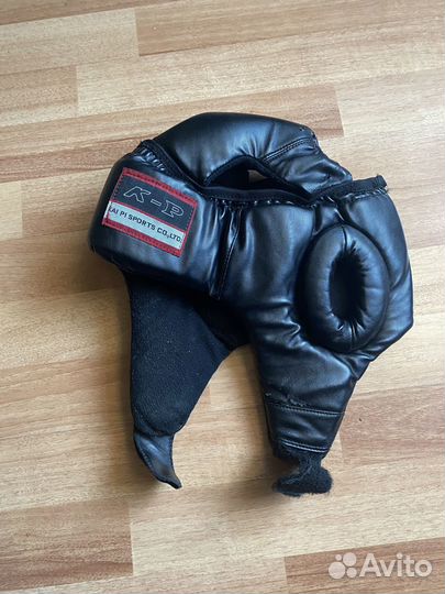 Боксерские перчатки