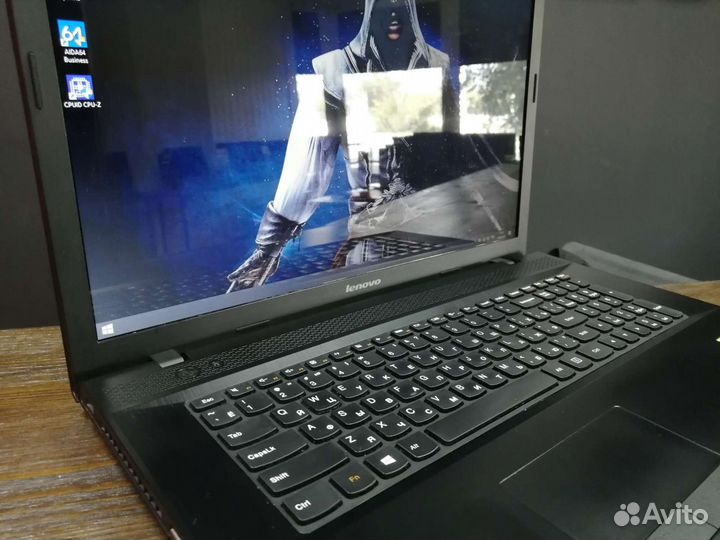 Ноутбук 17,3 / i7 / 8Gb / 128SSD + 500HDD