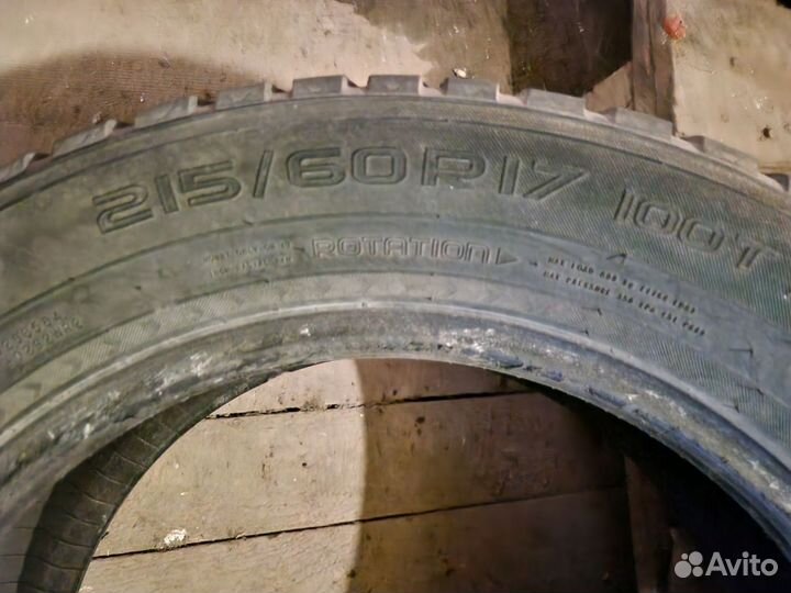 Nokian Tyres Hakkapeliitta 8 SUV 215/60 R17