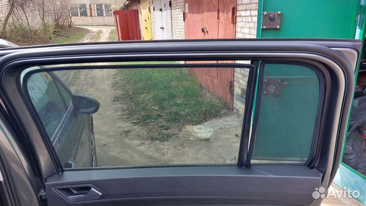 Каркасные шторки Touran