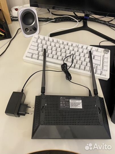 Wifi роутер tp link XC220-G3v