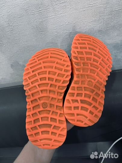 Кроссовки детские 26 размер