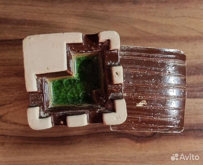 Замок для аквариума