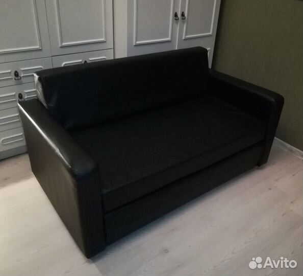 Диван IKEA кожаный раскладной диван-кровать Икеа