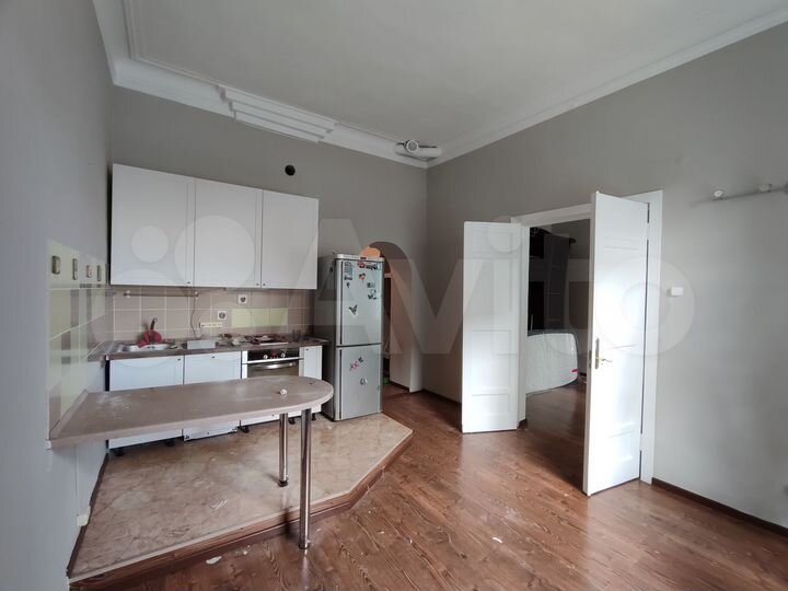 2-к. квартира, 55 м², 2/3 эт.