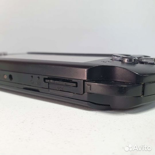 Sony PSP E1008 Street 8GB с играми