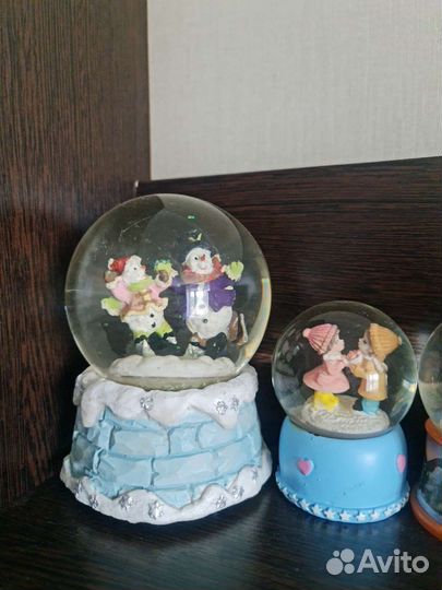 Подарочные шары с водой (за все)