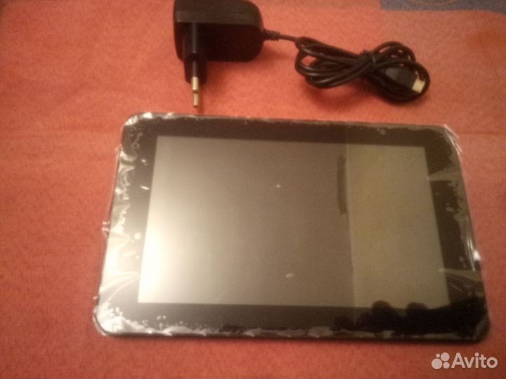 Prestigio Multipad 7.0HD озу1Гб 4000Мач отличн.сос