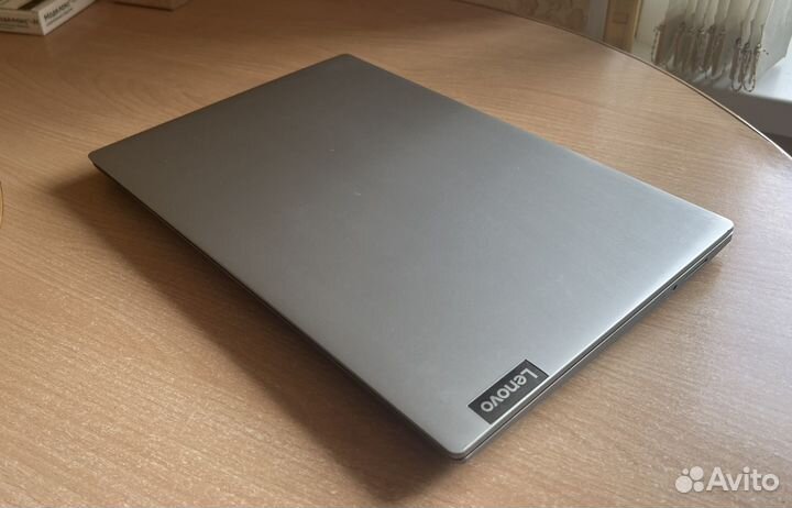 Игровой Ноутбук Lenovo Ryzen 3 / 8 / SSD