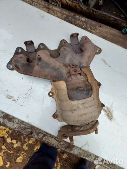 Выпускной колектор Митсубиси Лансер 9 1.6 л