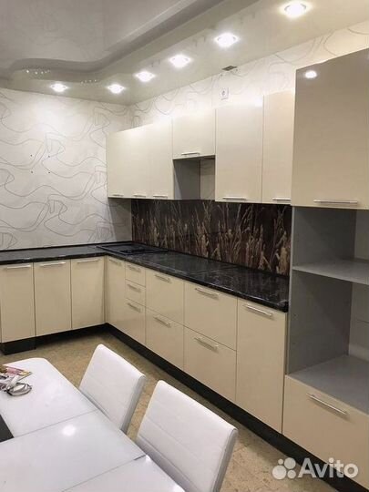 Кухонный гарнитур угловой