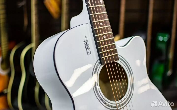 Акустическая гитара Elitaro E4010C White