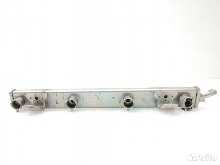 Топливная рейка (рампа) Nissan Serena C25 2.0 MR20