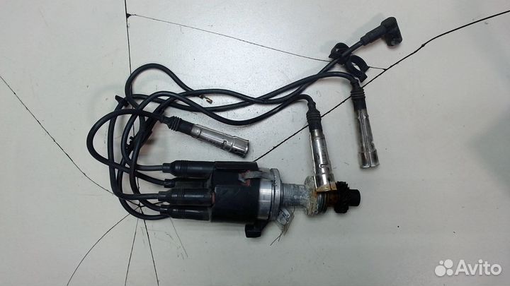 Распределитель зажигания Volkswagen Passat 4, 1996