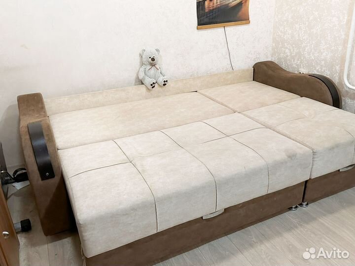 Угловой диван бу