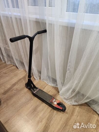 Трюковой самокат