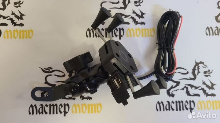 Держатель для телефона с зарядкой на мото скутер