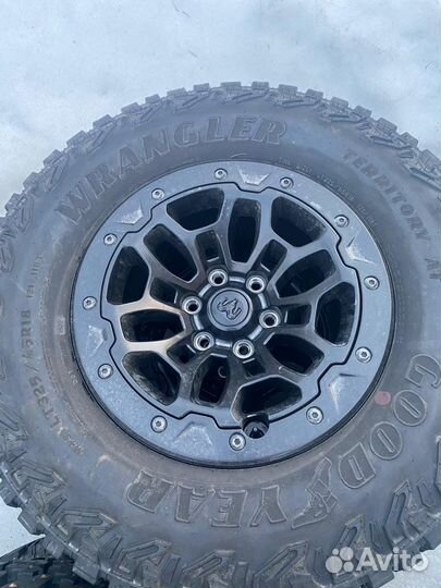 Колеса Ram Trx Goodyear Wrangler AT 325/65 R18